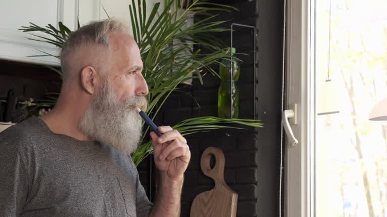 Praktische Anleitung e-zigarette einstellen anfänger – Schritt für Schritt zu optimalem Dampf