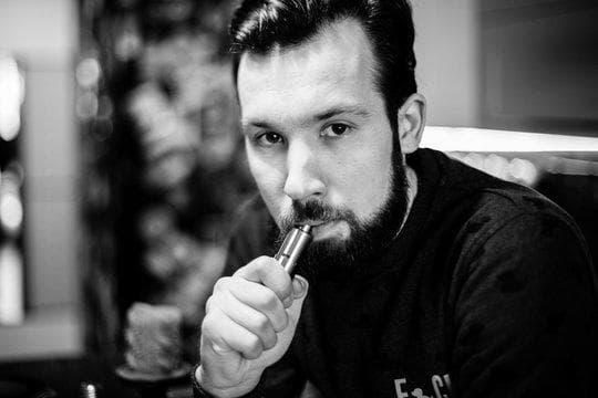 e shisha liquid doppelapfel 70-30 Test und Kaufberatung für intensiven Doppelapfelgeschmack