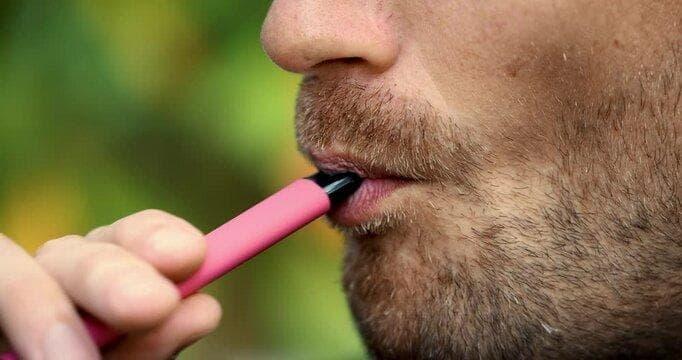 E Shisha mit Nikotin kaufen und sicher nutzen praktische Tipps zu Dosierung Liquidwahl Geschmack und Recht
